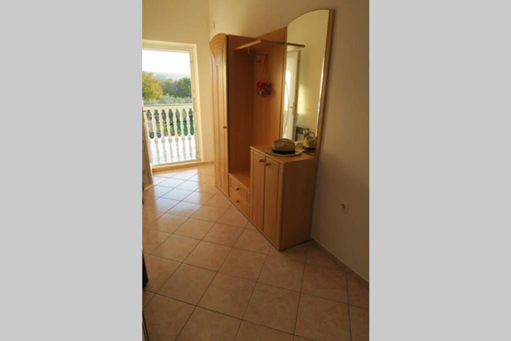 Mitros Apartment Malinska Εξωτερικό φωτογραφία